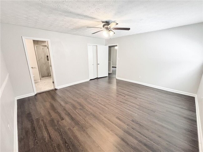 Building Photo - 1552 Blackwell Rd
