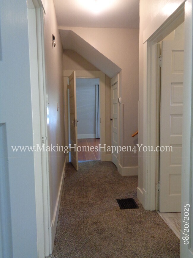 Building Photo - 2160 Trade St SE