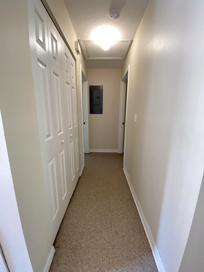 Building Photo - 2271 Granada Dr