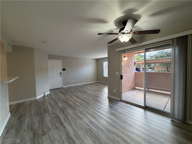 Building Photo - 1150 N Buffalo Dr