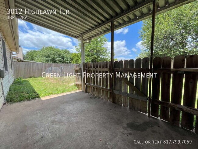 Building Photo - 3012 Highlawn Terrace