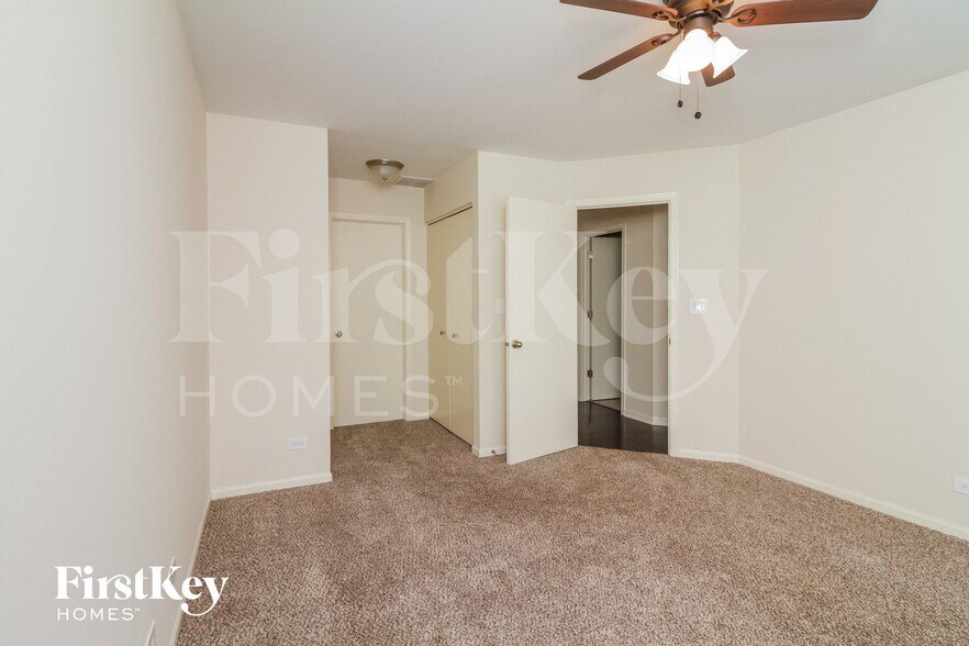 Building Photo - 3023 Impressions Dr