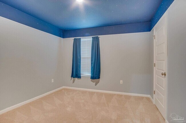 Building Photo - 10589 Queens Gate Cir