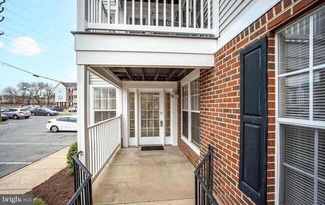 Building Photo - 607 Himes Ave