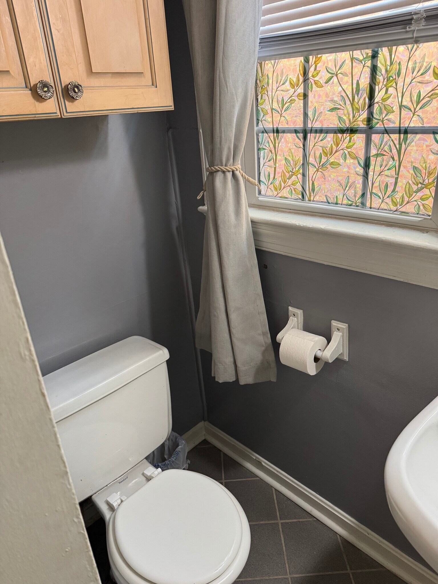 Building Photo - 305 4th Ave