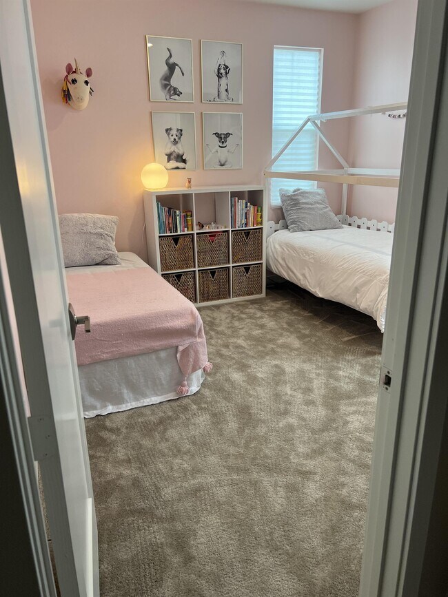 Building Photo - 6690 Spartina Ct