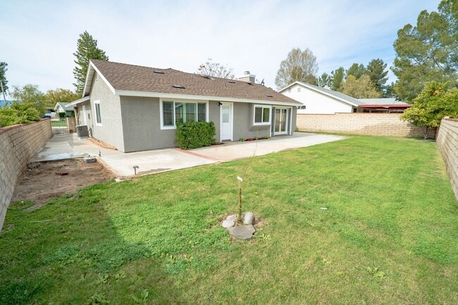 Building Photo - Charming Single-Story 2-Bedroom Home in Saugus!