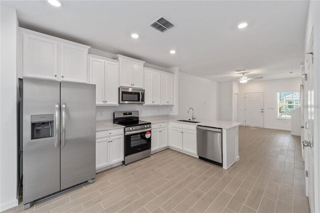 Building Photo - 3409 SW 34th Terrace
