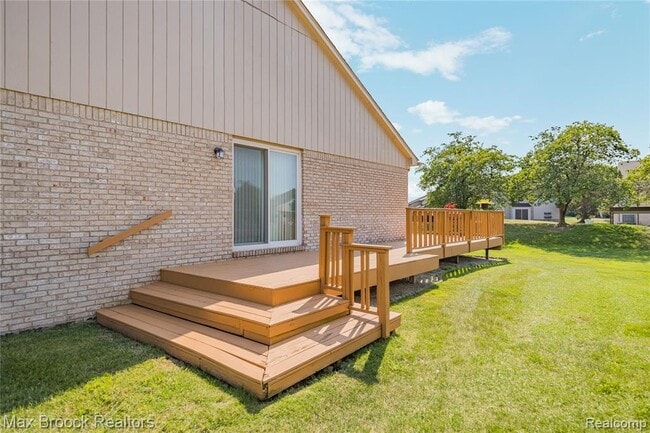 Building Photo - 35263 Kings Forest Blvd