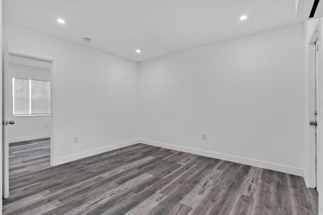 Building Photo - 46 NW 62nd St