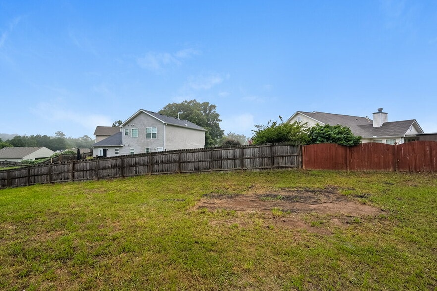 Building Photo - 643 Nonsuch Way