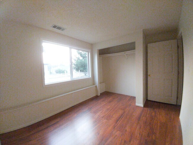 Building Photo - 8629 S Yakima Ave