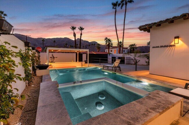 Building Photo - 51116 Avenida Mendoza