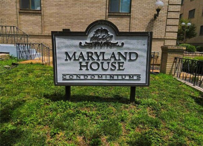 Building Photo - 4355 Maryland Ave