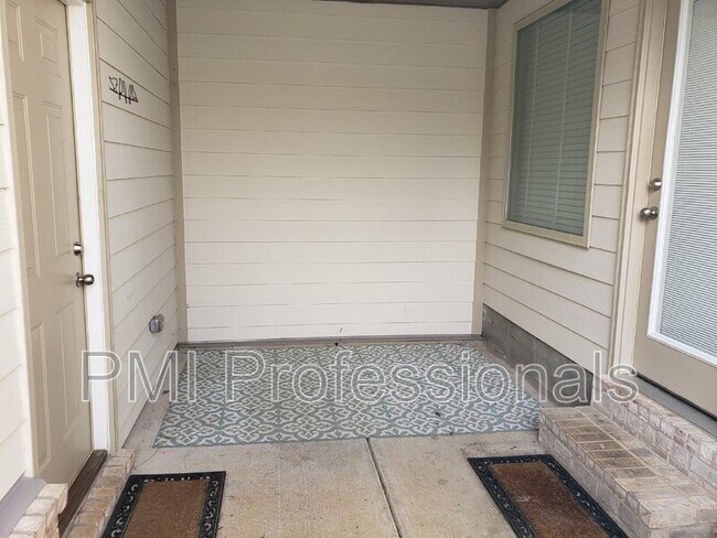 Building Photo - 2293 Cason Ln