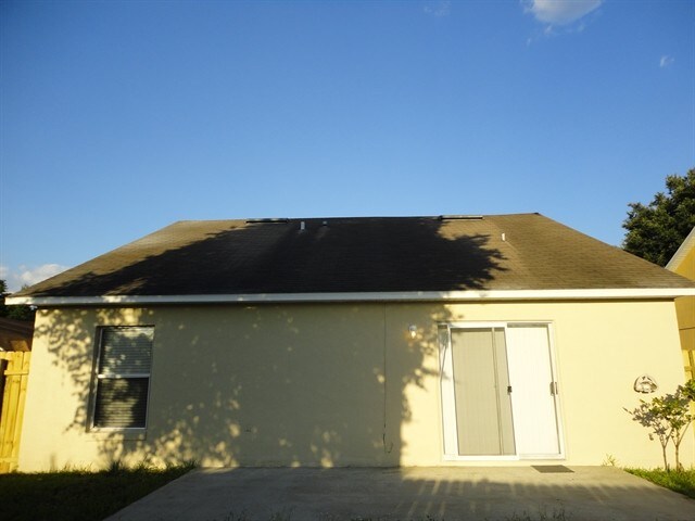 Building Photo - 732 McLean Ct