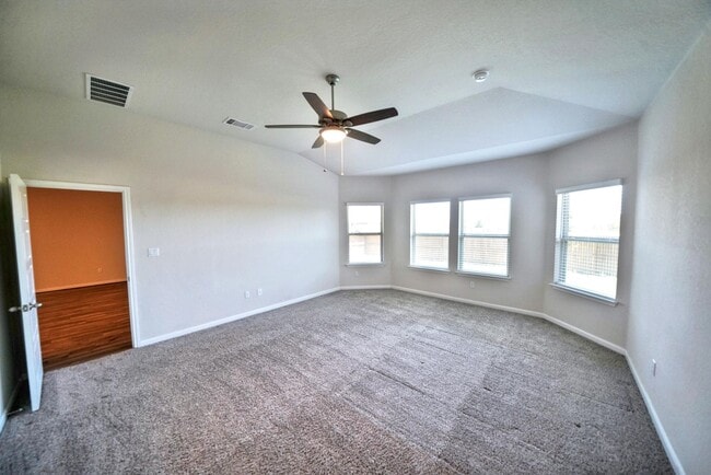 Building Photo - Beautiful Home Now Available in Orchard Pa...