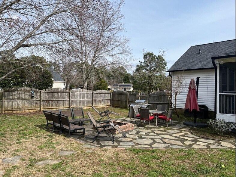 Building Photo - 4408 Mannsfield Ct