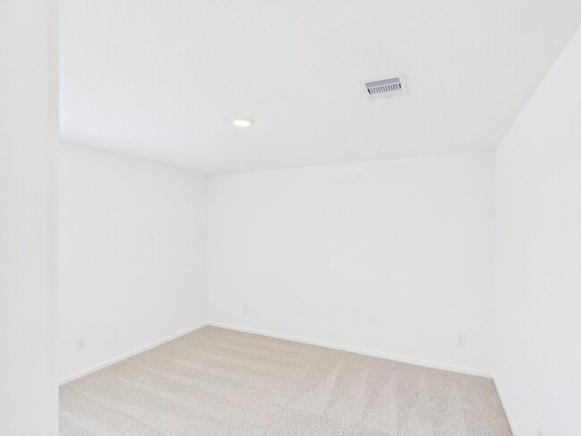 Building Photo - 1522 Amber Skies Ln