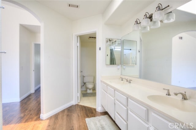 Building Photo - 2154 Saddleback Dr
