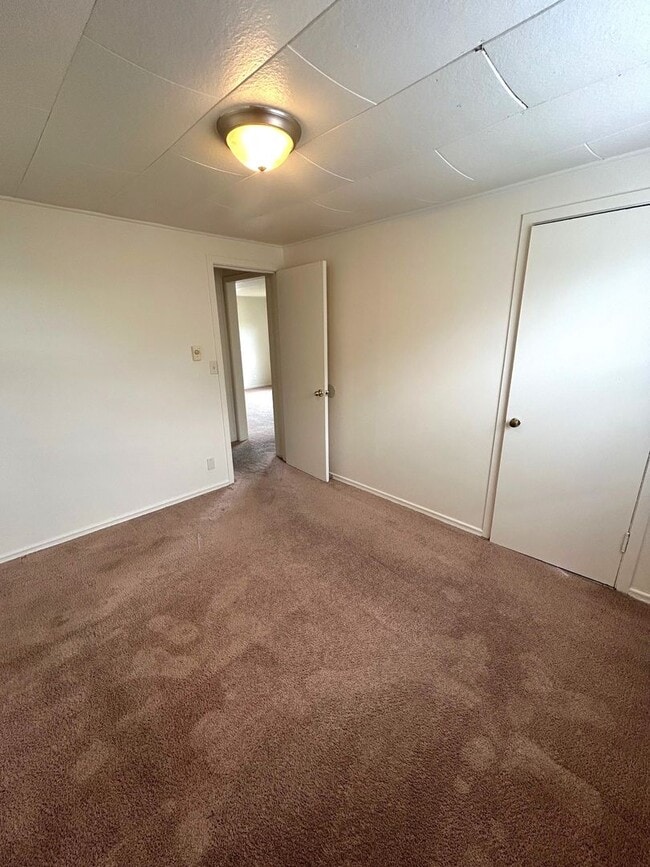 Building Photo - Cute/Cozy Marysville Homehome