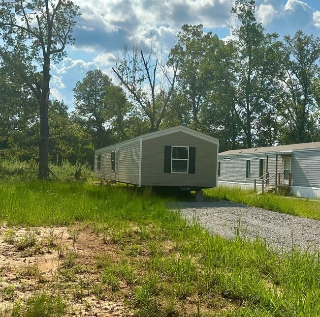 Building Photo - 505 Hines Ln