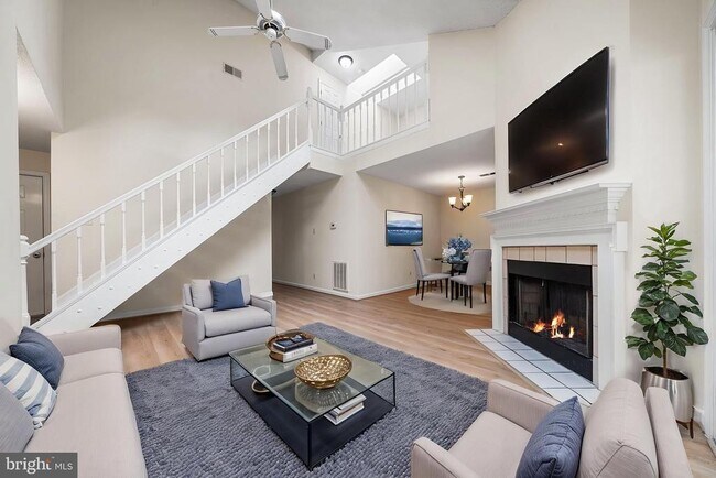 Building Photo - 12109 Green Ledge Ct