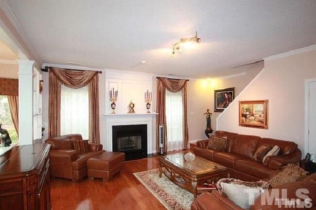 Building Photo - 109 Durston Loop