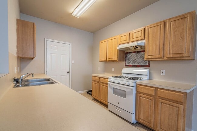 Building Photo - 11906 Chetman Dr