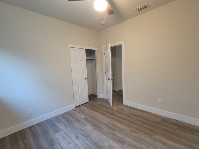 Building Photo - 8033 Horncastle Ave