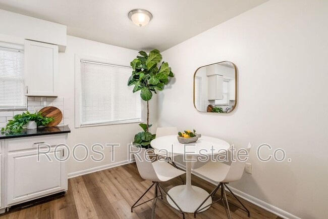 Building Photo - 1170 Bryden Rd