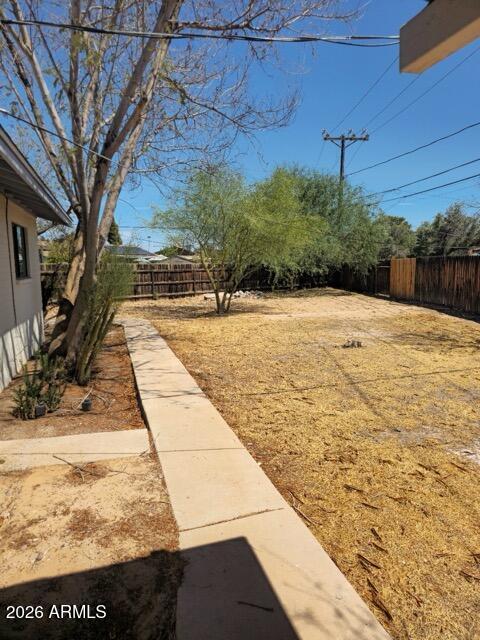 Building Photo - 133 E Del Rio Dr