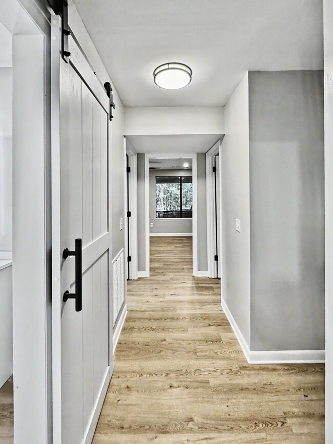 Building Photo - 274 Mariners Cir