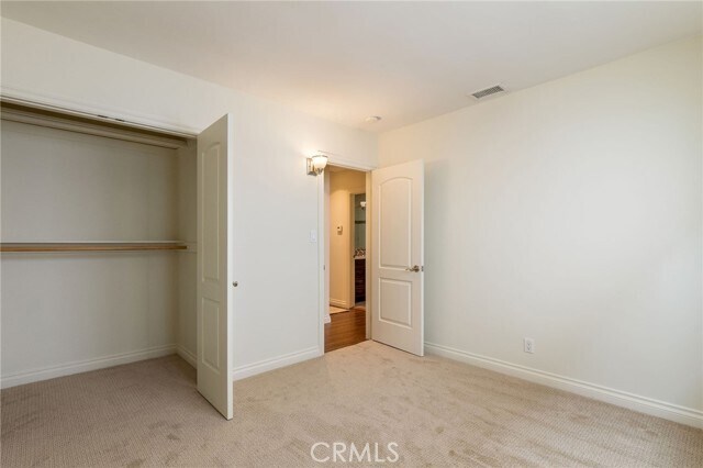 Building Photo - 412 S Irena Ave