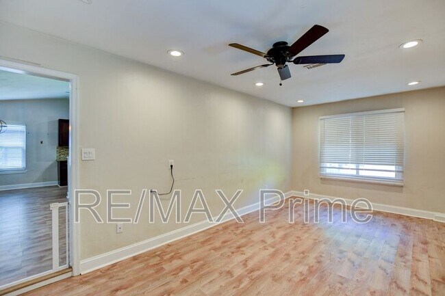 Building Photo - 1514 Snowbird Ct