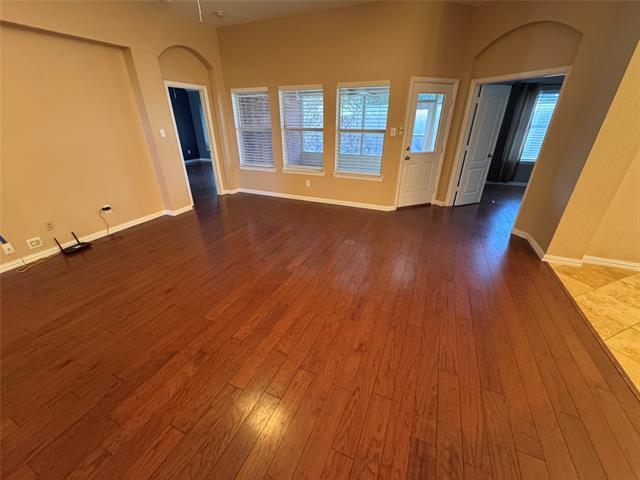 Building Photo - 3011 Clear Springs Dr