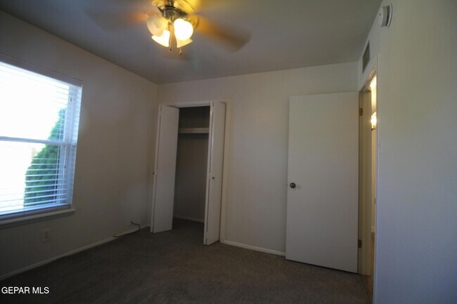 Building Photo - 19014 Armington Dr