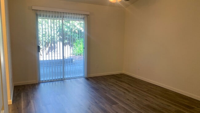 Building Photo - Adorable well maintained 3 bedroom 2 bath ...