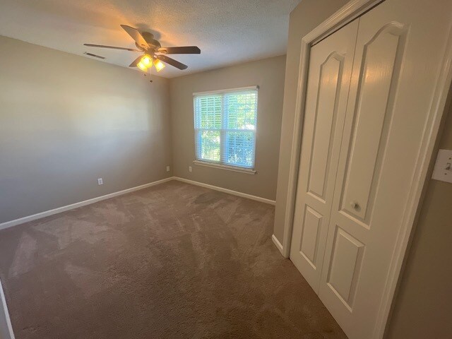 Building Photo - 234 River Oaks Dr