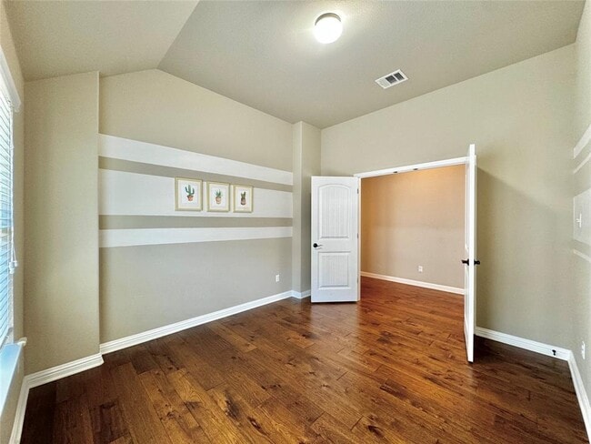 Building Photo - 4207 Oldenburg Ln