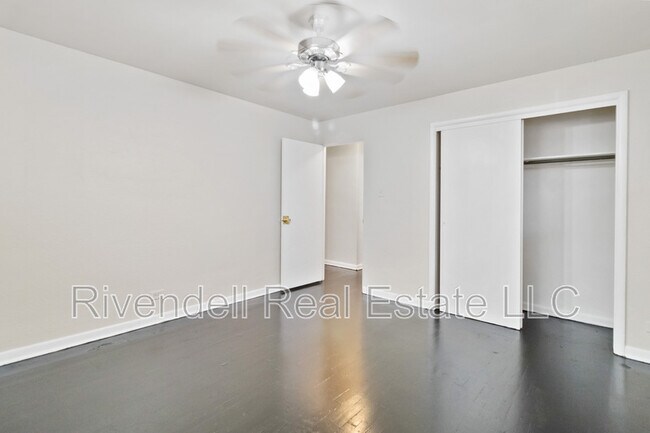 Building Photo - 1315 Winona Ct