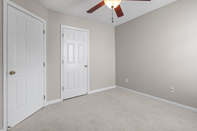 Building Photo - 3212 Sawyers Mill Dr