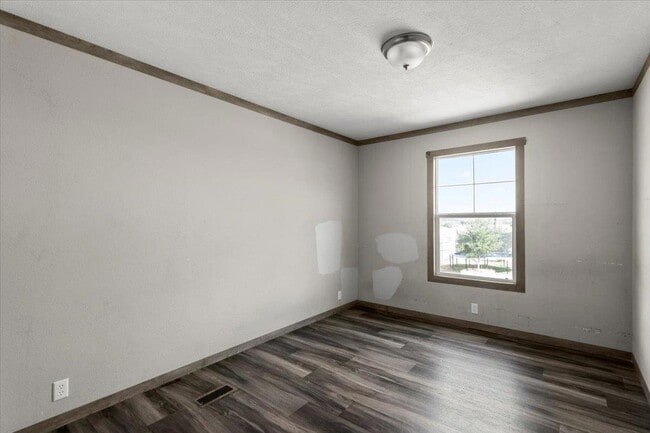 Building Photo - 104 Pineapple Sage Cv