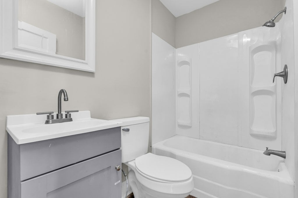 Building Photo - 43 Cottrell St