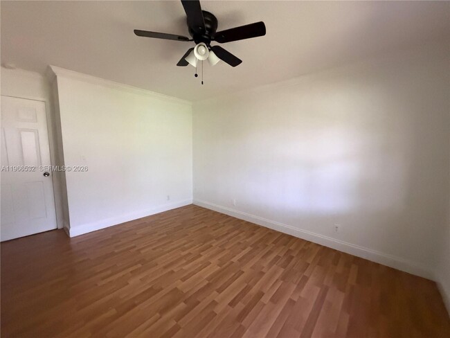 Building Photo - 104 Gardens Dr