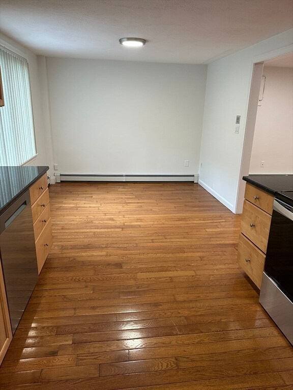 Building Photo - 251 Neponset St