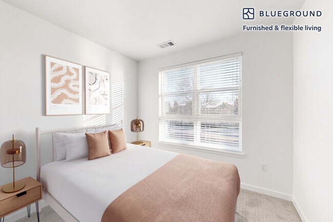 Building Photo - 235 E South Boulder Rd