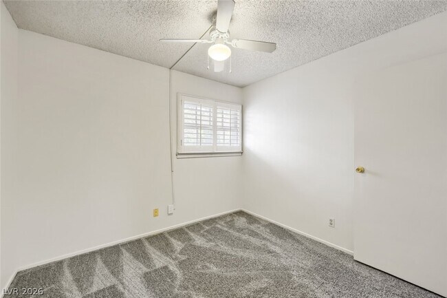 Building Photo - 1377 Lorilyn Ave