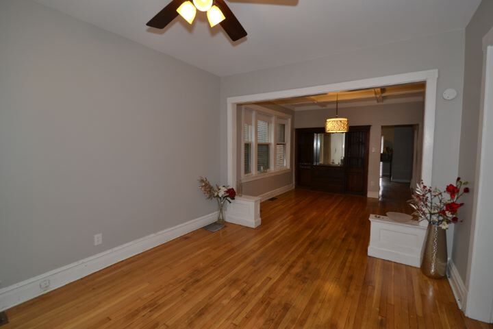 Building Photo - 4713 N Albany Ave
