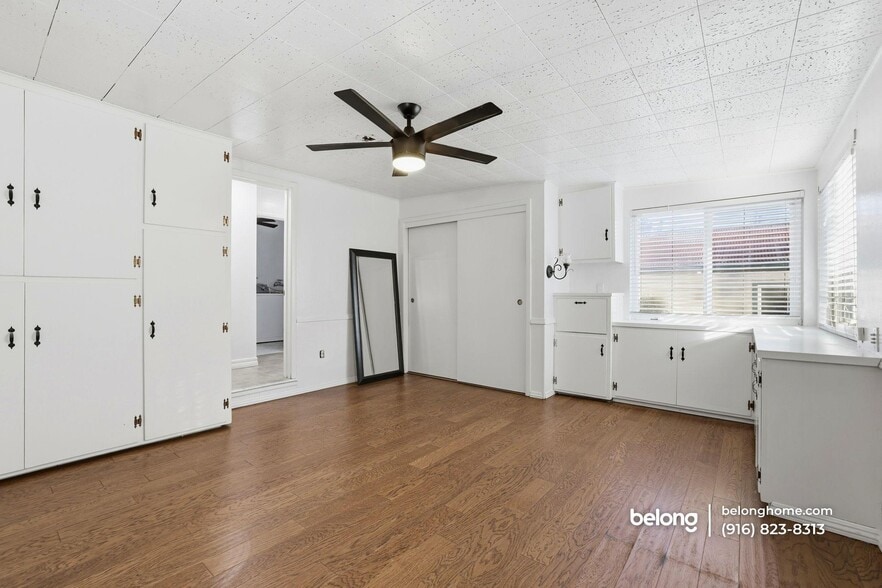 Building Photo - 9623 Adams St